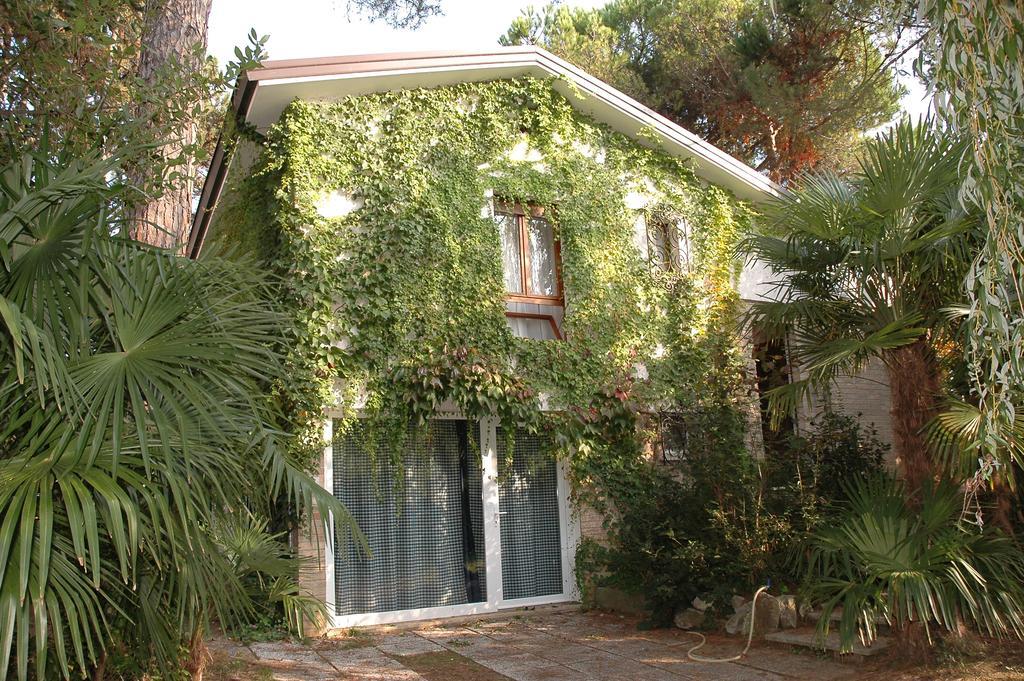Villa Francesca Lignano Sabbiadoro Kültér fotó